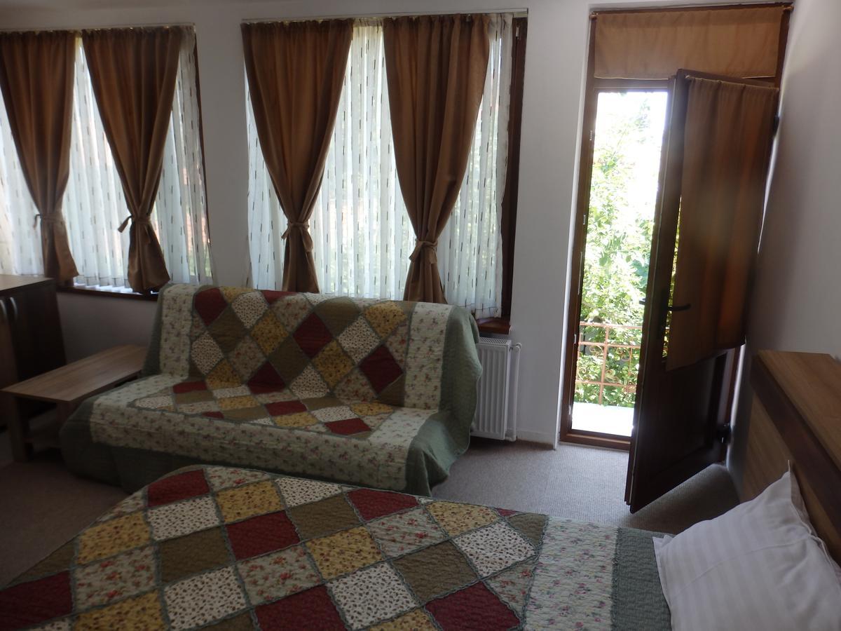 Villa 3 Papuci Constanta Exterior photo